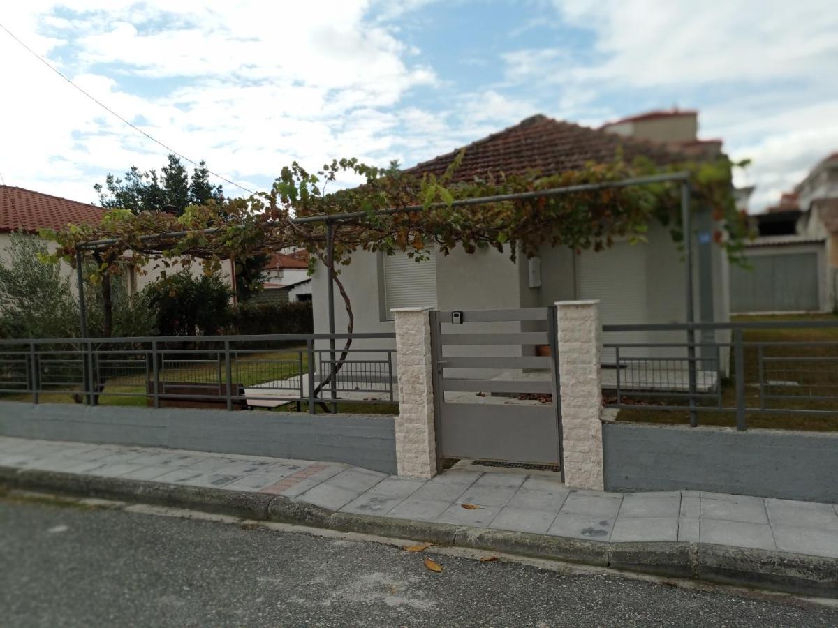 Villa Το Άλλο Σπίτι... Aridaía Exterior foto