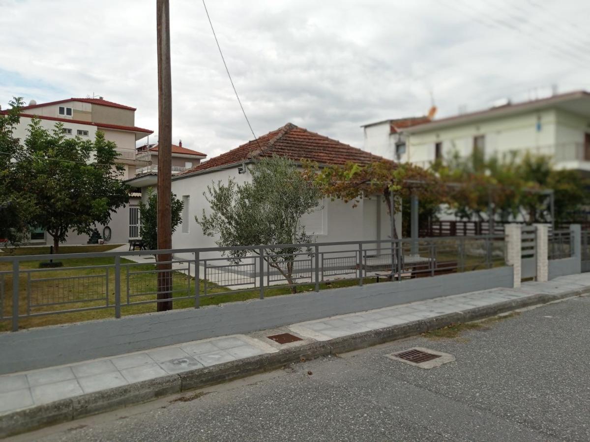 Villa Το Άλλο Σπίτι... Aridaía Exterior foto